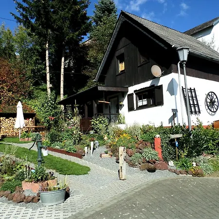 Tom's Huette Holiday home